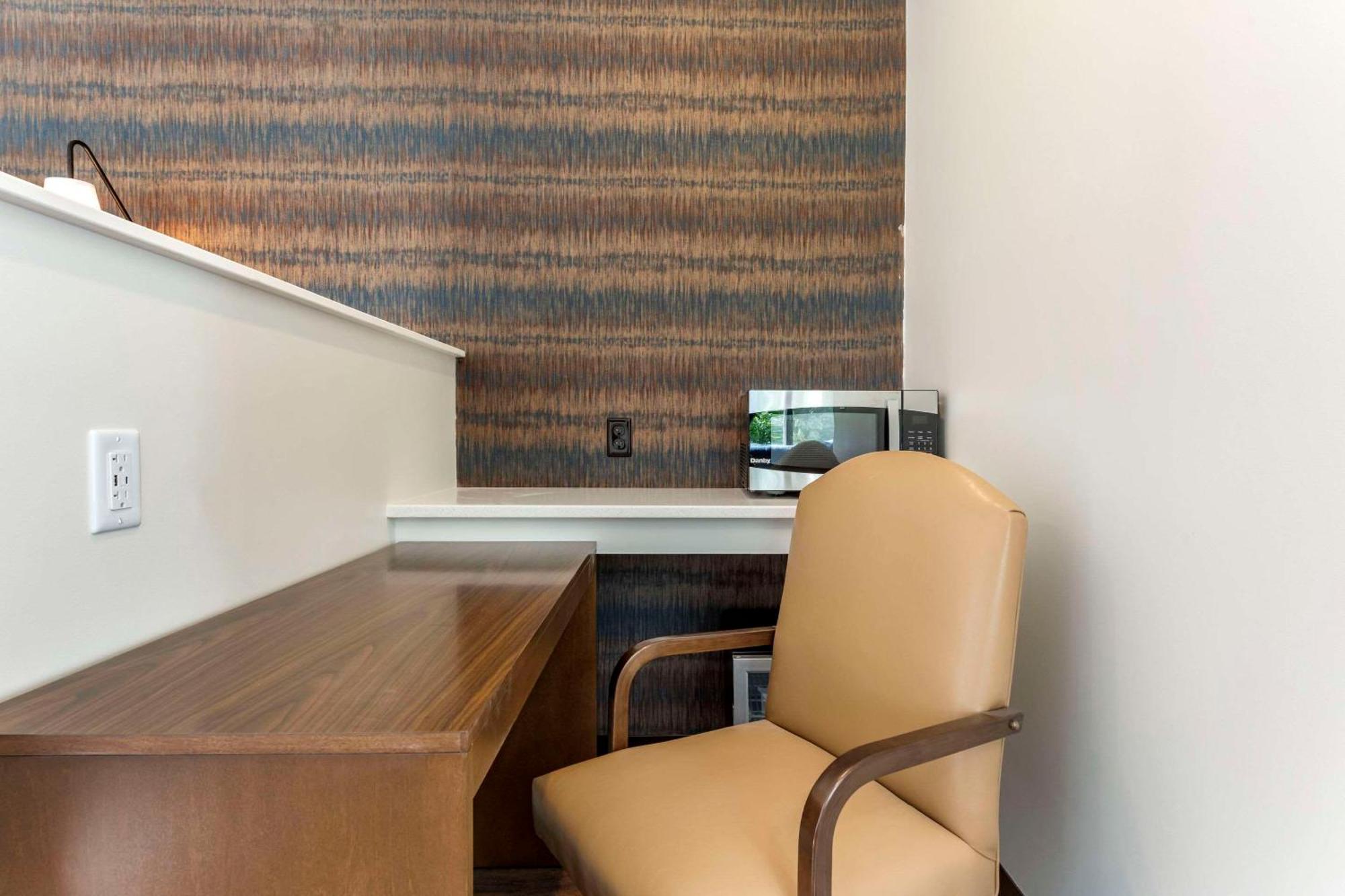 The Cranberry, Ascend Hotel Collection Morgantown Kültér fotó